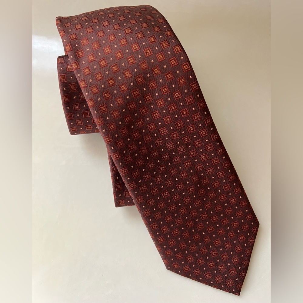 Fashionable Men’s Tie by Kenneth Cole